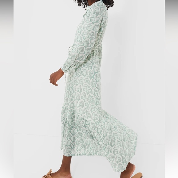 INDIA COLLECTION BY EMERSON FRY

Elm Frances 3 Dress - Picture 3 of 11